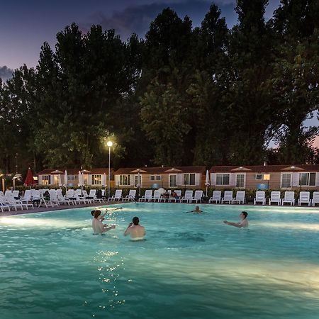 Hu Venezia Camping In Town Marghera Exterior photo