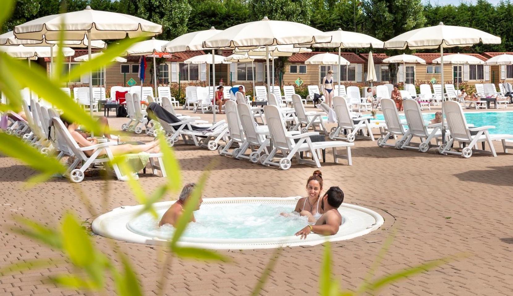Hu Venezia Camping In Town Marghera Exterior photo