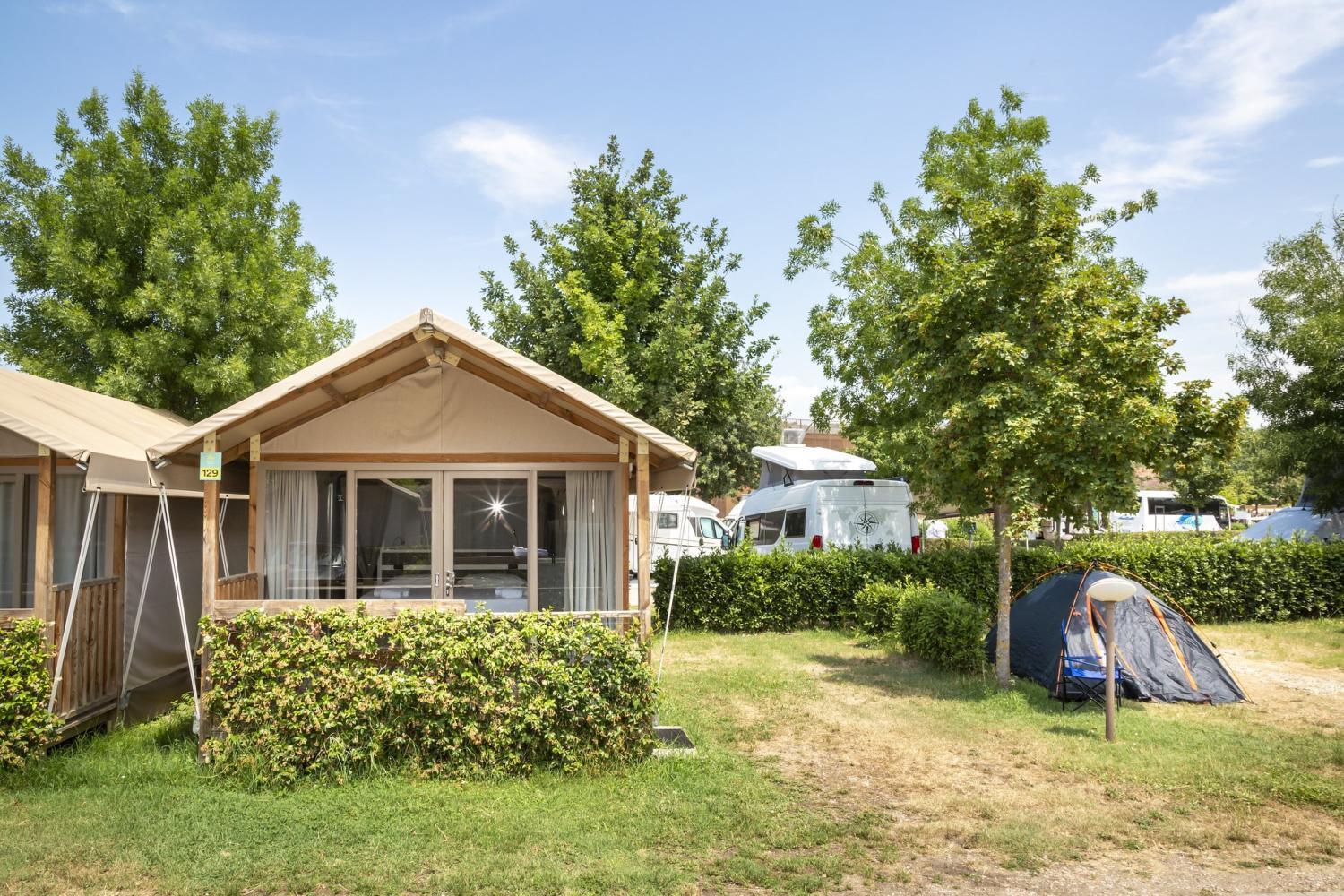 Hu Venezia Camping In Town Marghera Exterior photo